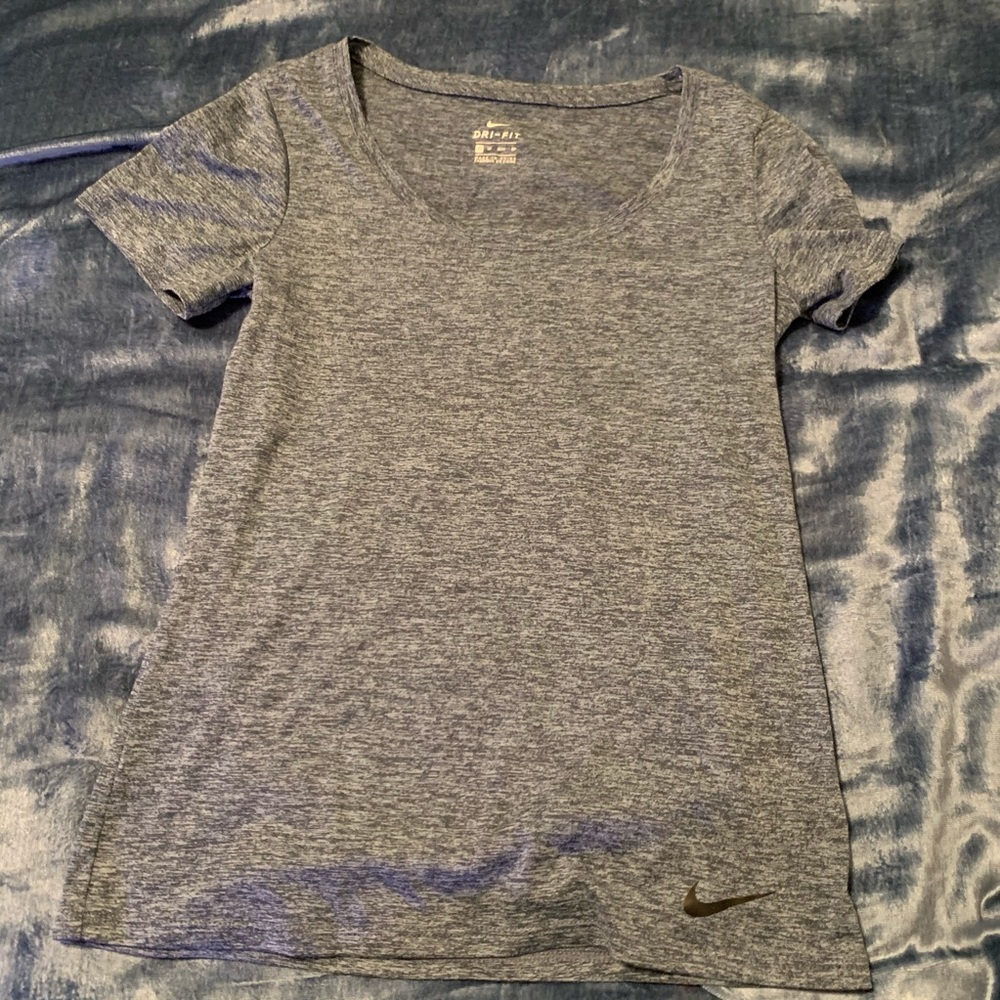 Nike tee